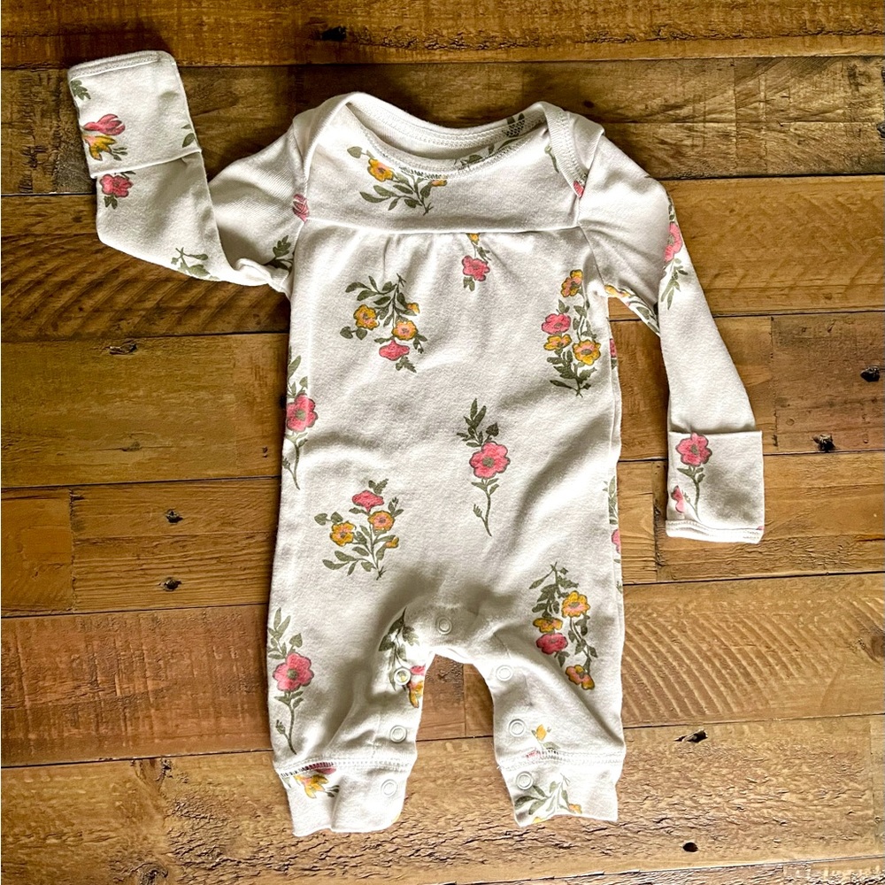 Carter’s Floral Newborn Outfit